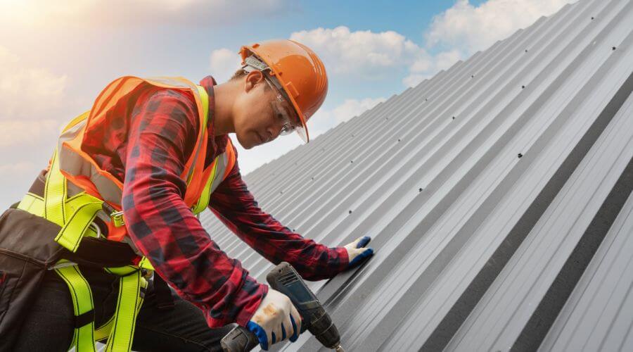 Professional residential roofers in Highland, OH